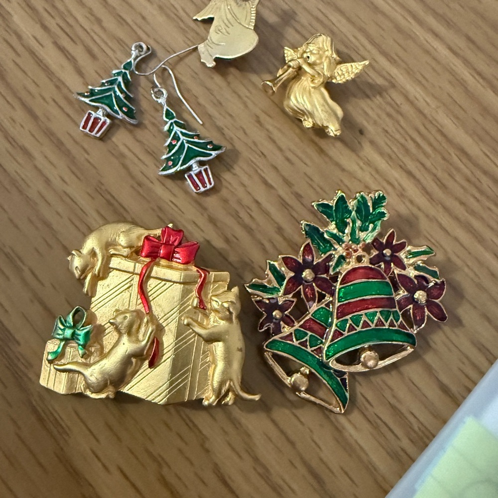 Festive Vintage Brooch and Earring Set